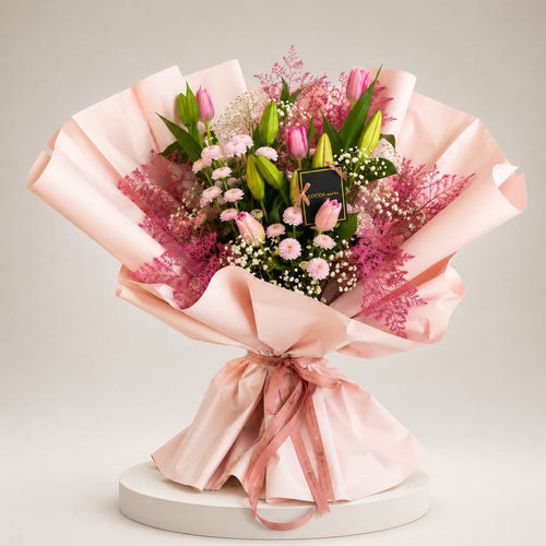 Jardin Éthéré Presentation Bouquet — fresh flower arrangement delivered across the UAE by Bloomistry