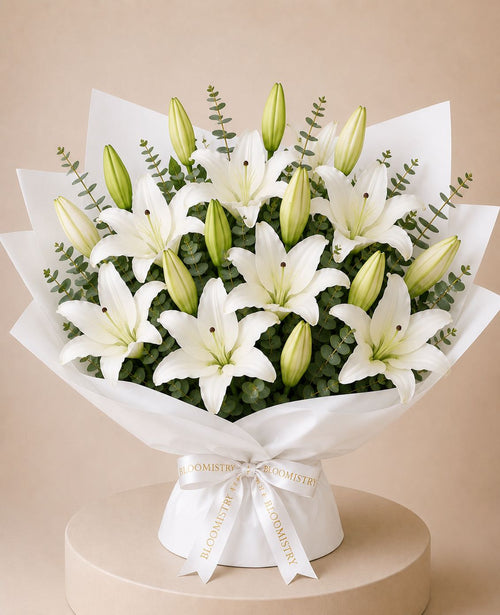 Lily Blanche Bouquet – luxury flowers delivered in the UAE by Bloomistry